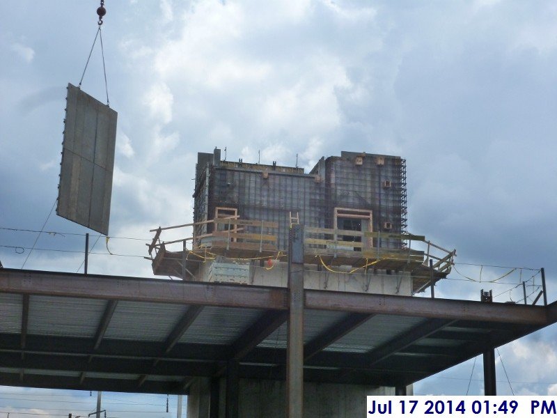 Installing shear wall panels at Stair -2-Elev. 4 (4th Floor) Facing South (800x600)